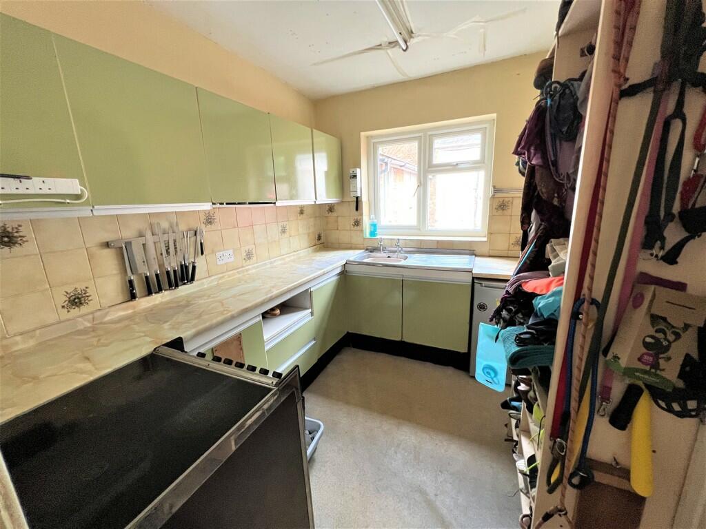 Additional image 17 of Stoneleigh House, 2 Rowlands Hill, Wimborne, Dorset, BH21 1AN