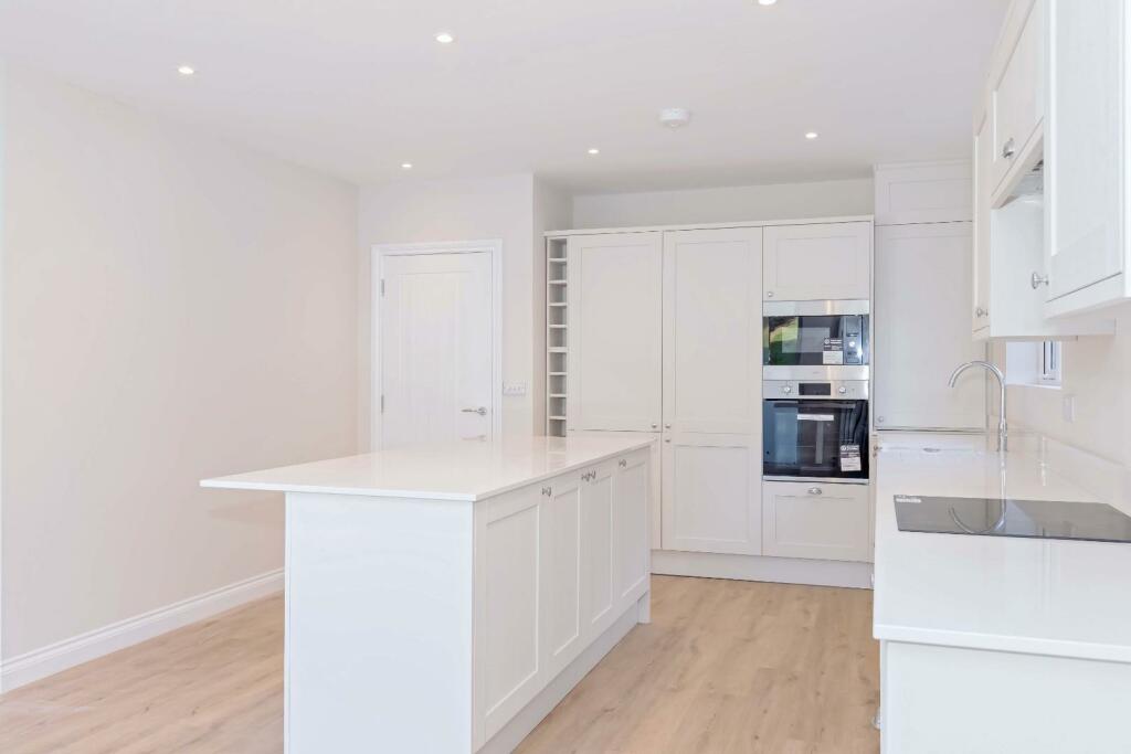 Additional image 21 of Elizabeth Avenue, Hove