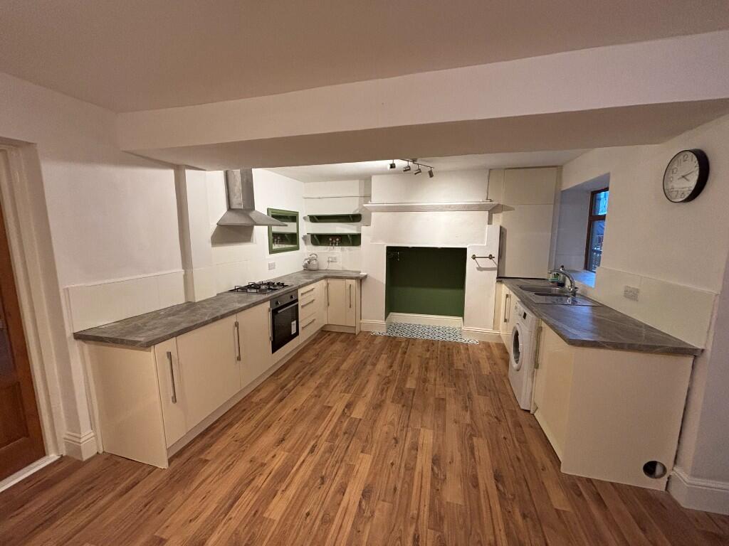 Primary image of Main Street, BD15