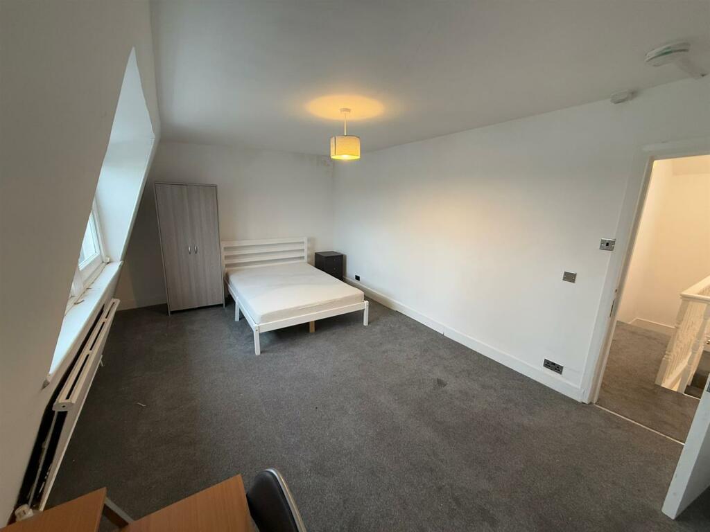 Additional image 9 of Clarence Square, Brighton