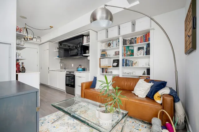 Additional image 24 of 6 Parkwood Ave Unit 401