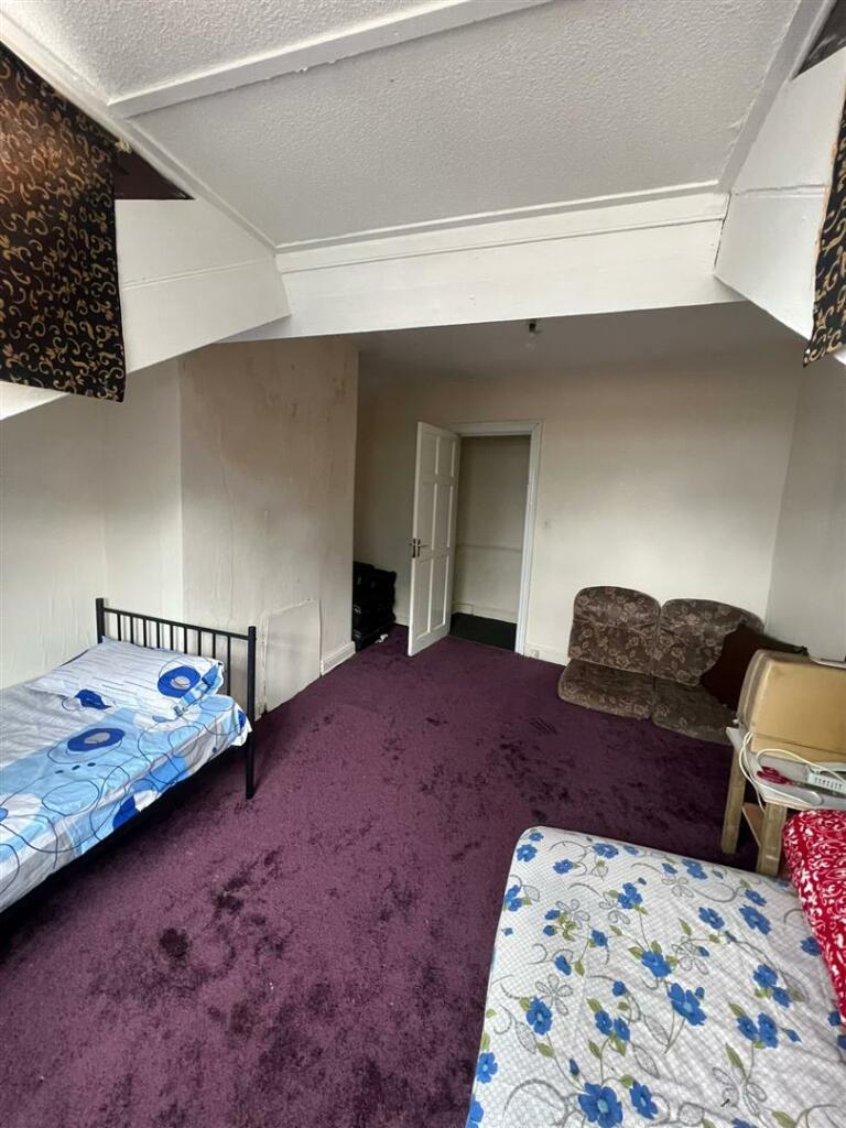 Additional image 8 of 31 Marlborough Road & 274 Lumb Lane, BD8 7LD