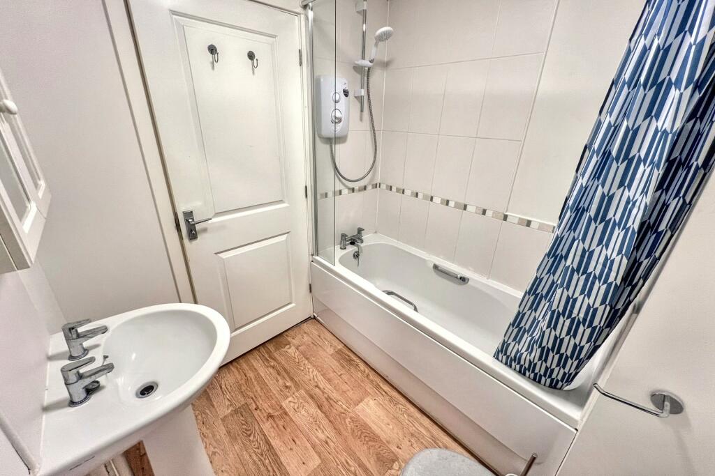 Additional image 10 of Wool