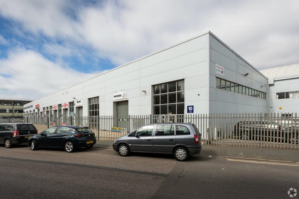 Additional image 3 of Unit 3 Chartwell Business Centre, Chartwell Road, Lancing, BN15 8UE