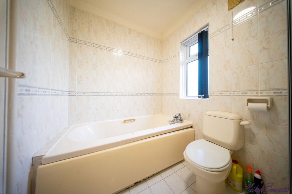 Additional image 18 of Hunsworth Lane, Cleckheaton, BD19 4DT