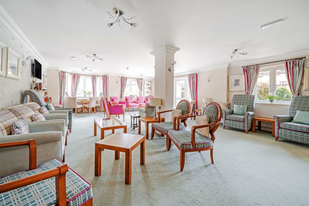 Additional image 11 of Bennett Lodge, Wimborne