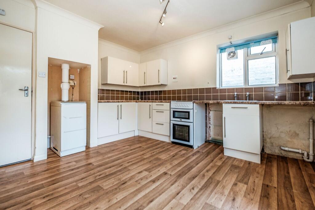 Additional image 2 of Seafield Avenue