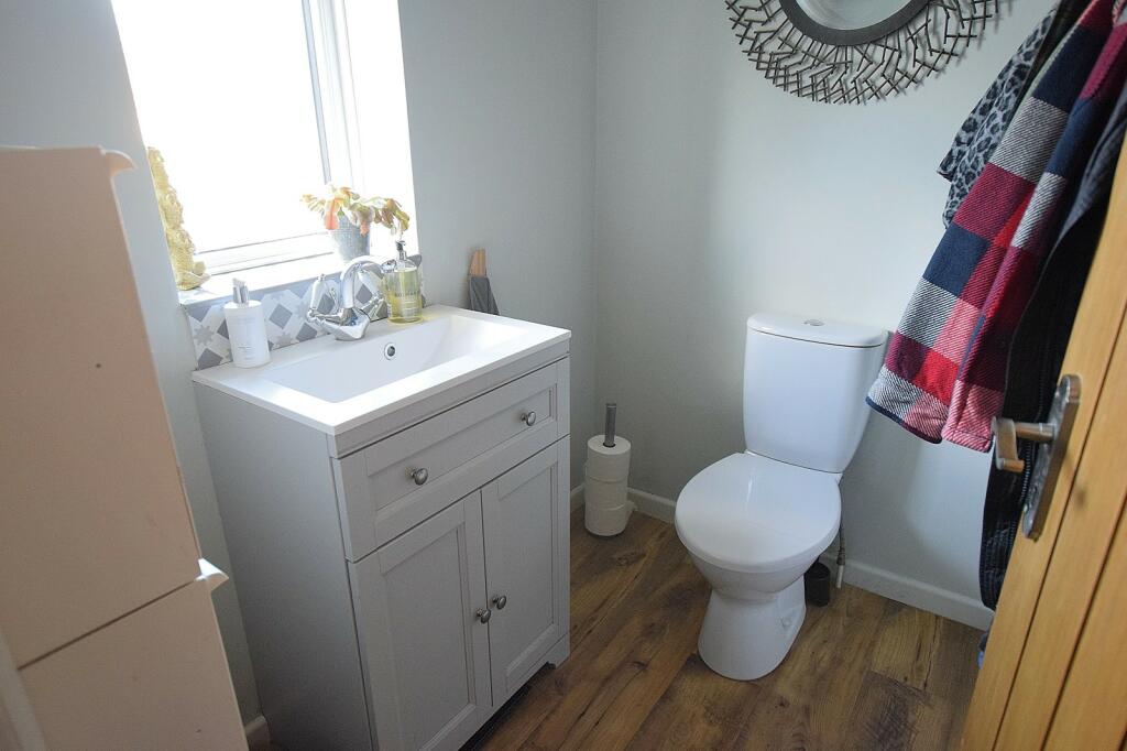 Additional image 6 of Barton Court Avenue, Barton On Sea, New Milton, Hampshire. BH25 7EP