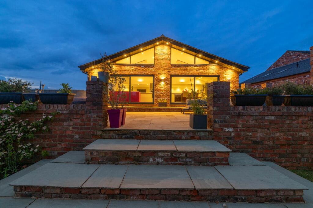 Additional image 66 of Experience luxury modern living at Oak Stables in Lostock. Built in 2015.