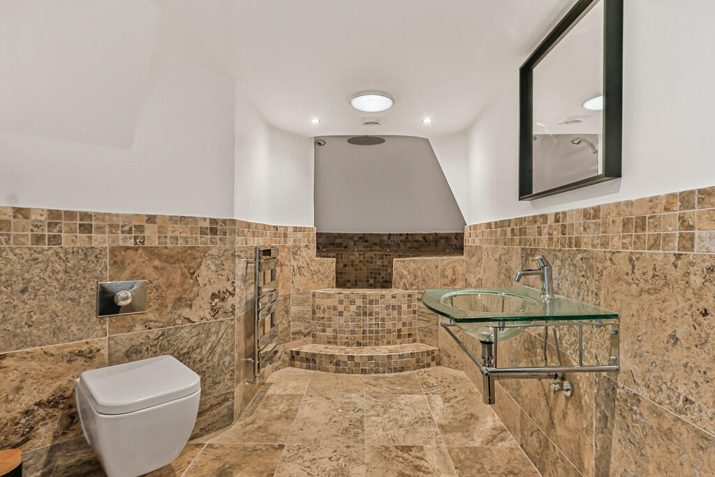 Additional image 12 of Aspects, 1  Wyndham Road, Lower Parkstone