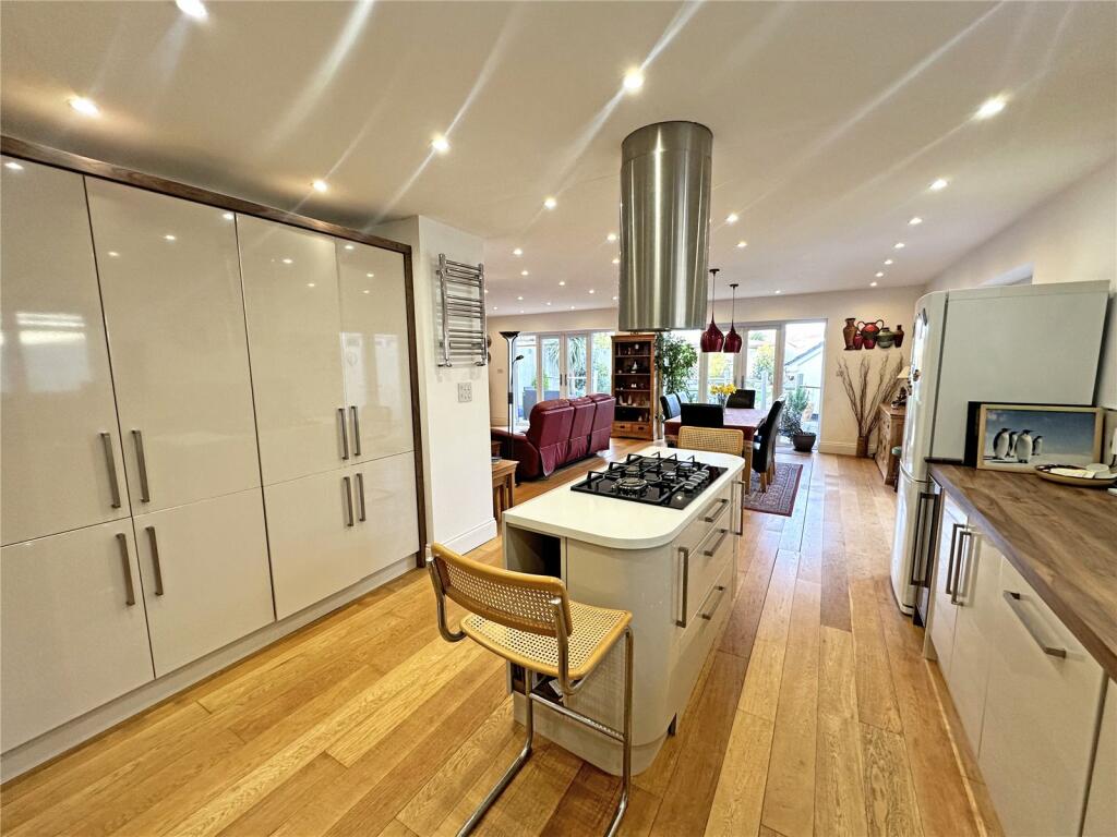 Additional image 25 of Beechwood Avenue, New Milton, Hampshire, BH25