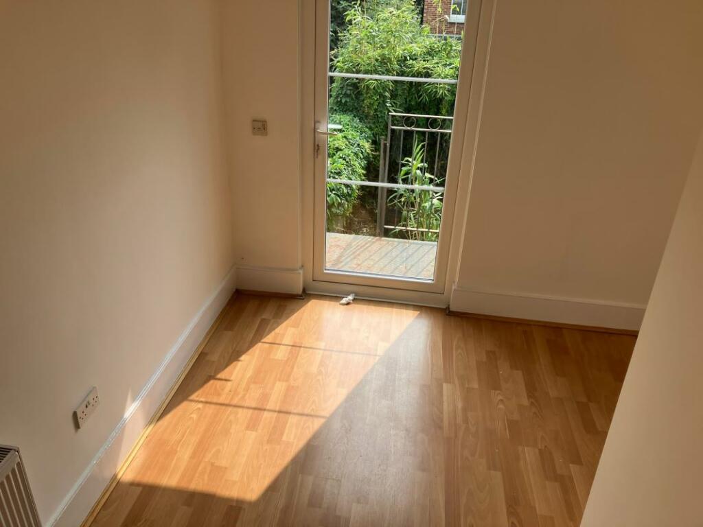 Additional image 14 of 190 Church Road, Hove, East Sussex, BN3 2DJ