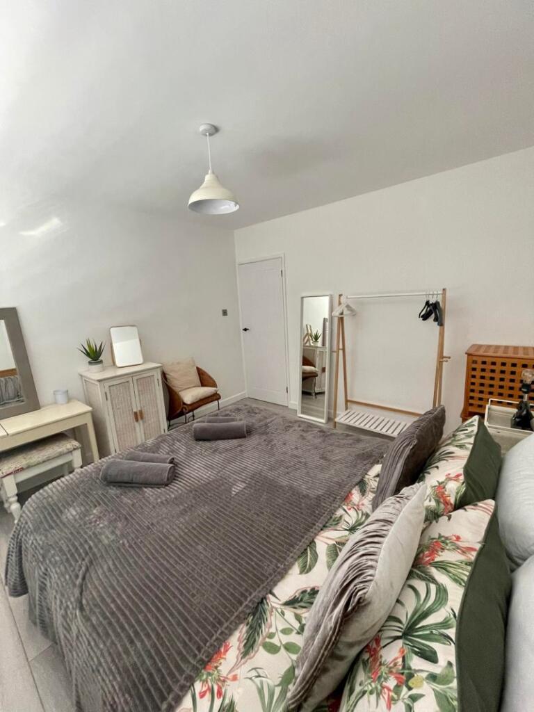 Additional image 15 of Two bedroom fully furnished apartment with Sea Views