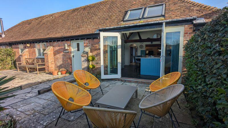 Additional image 16 of Woodyhyde Courtyard with Tennis Court and indoor Swimming Pool