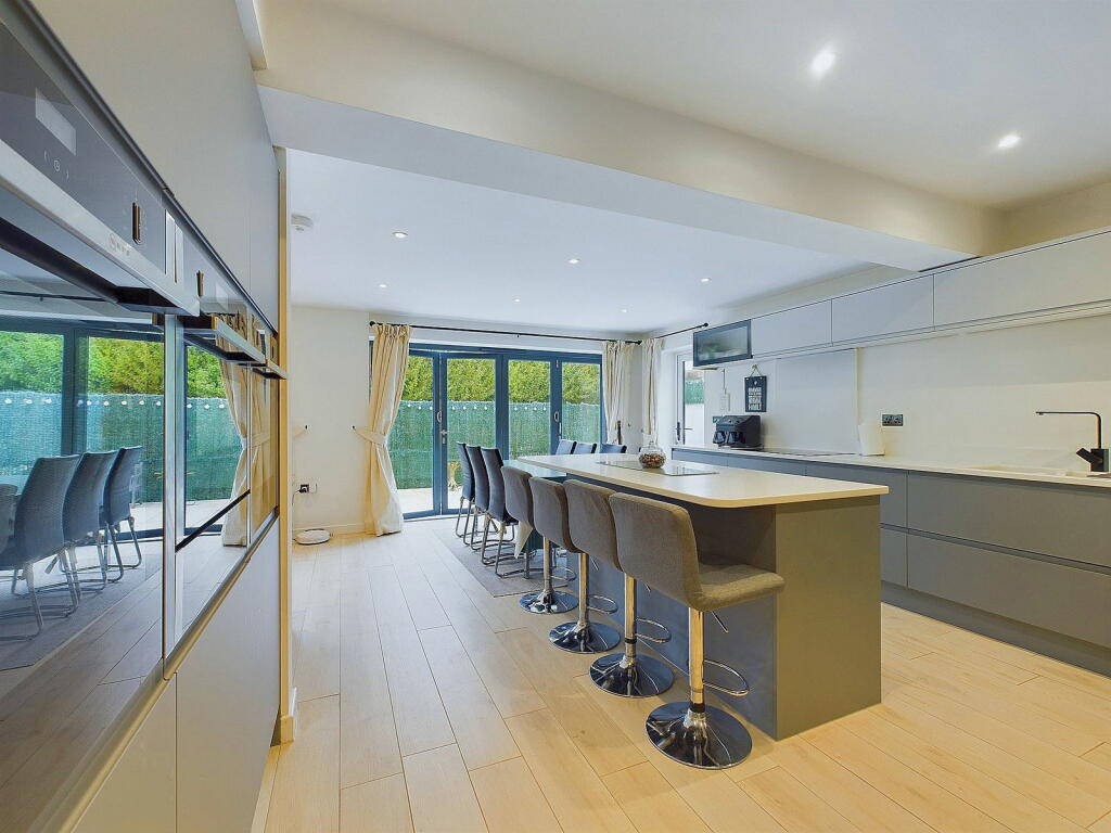 Additional image 18 of Brighton Road, Lancing