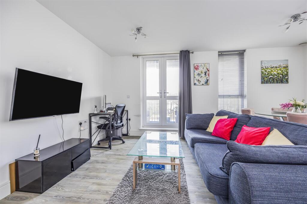 Additional image 4 of West Cliff Road, Bournemouth