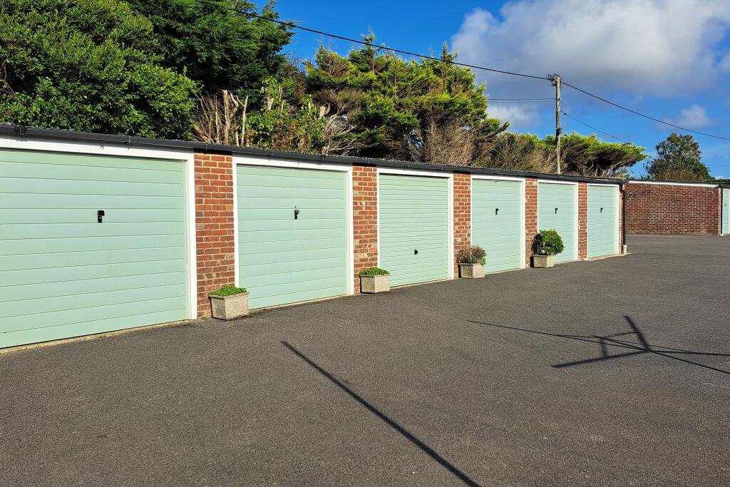 Additional image 9 of Marine Court