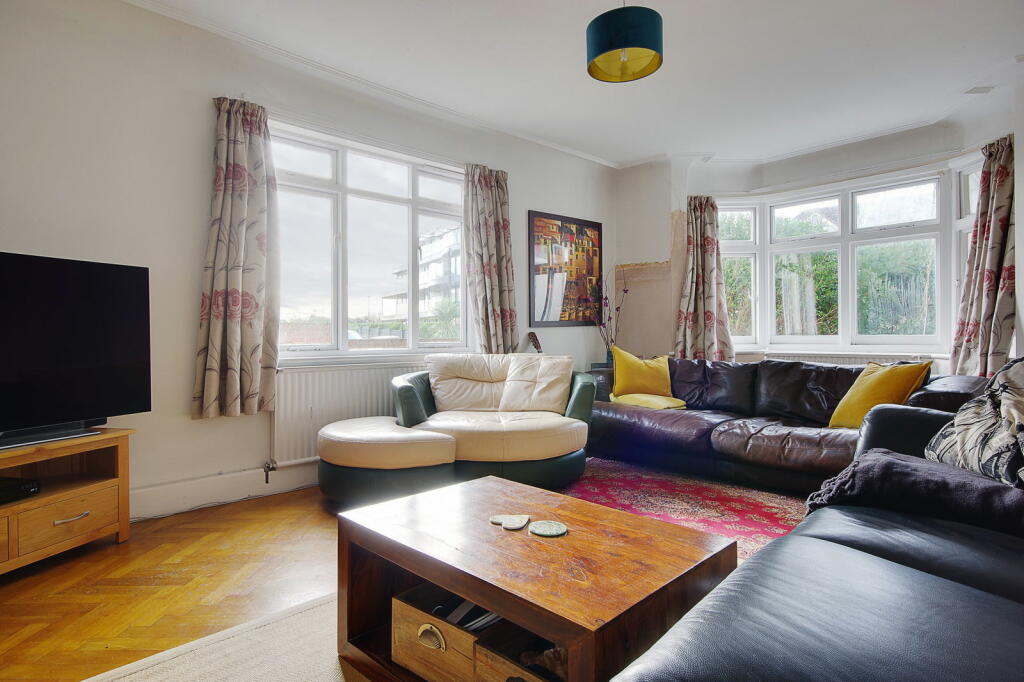 Additional image 10 of Montague Road, Bournemouth, BH5 2EW