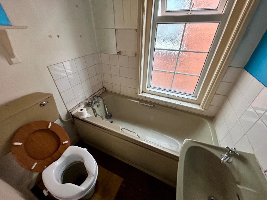 Additional image 8 of Kemp Road, Winton, renovation project