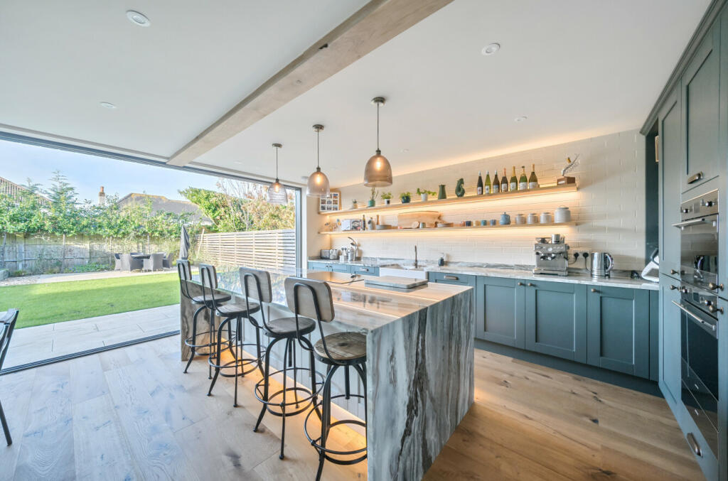 Additional image 5 of Hynesbury Road, Friars Cliff, Christchurch, BH23