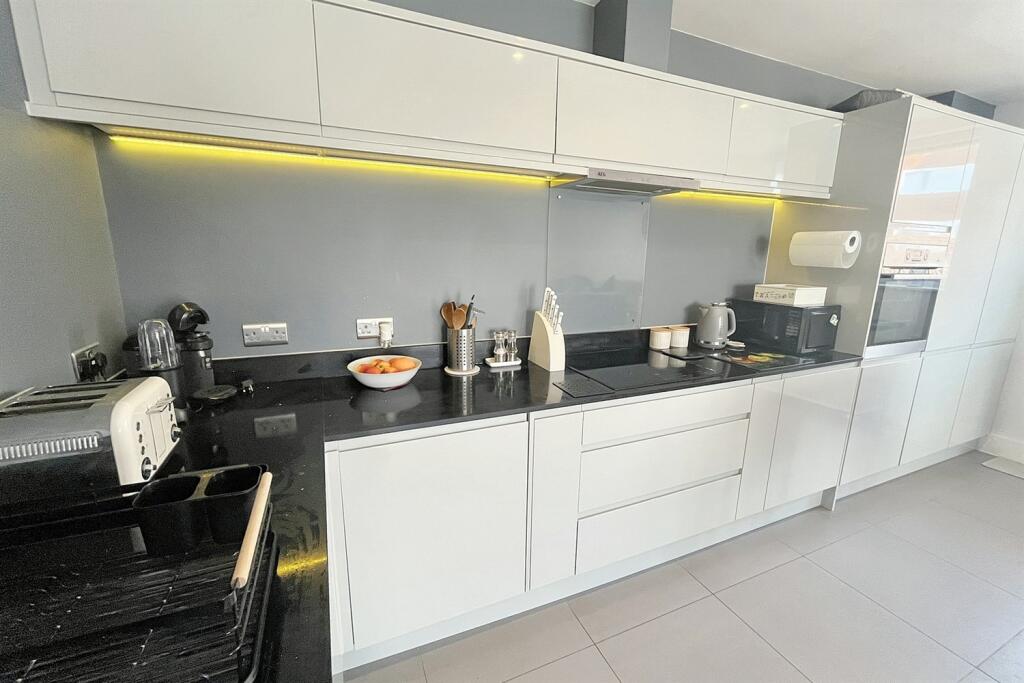 Additional image 6 of Southbourne