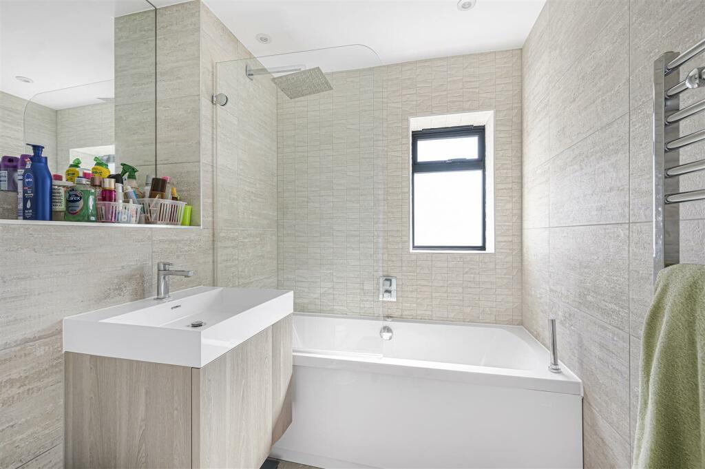 Additional image 9 of Claremont Road