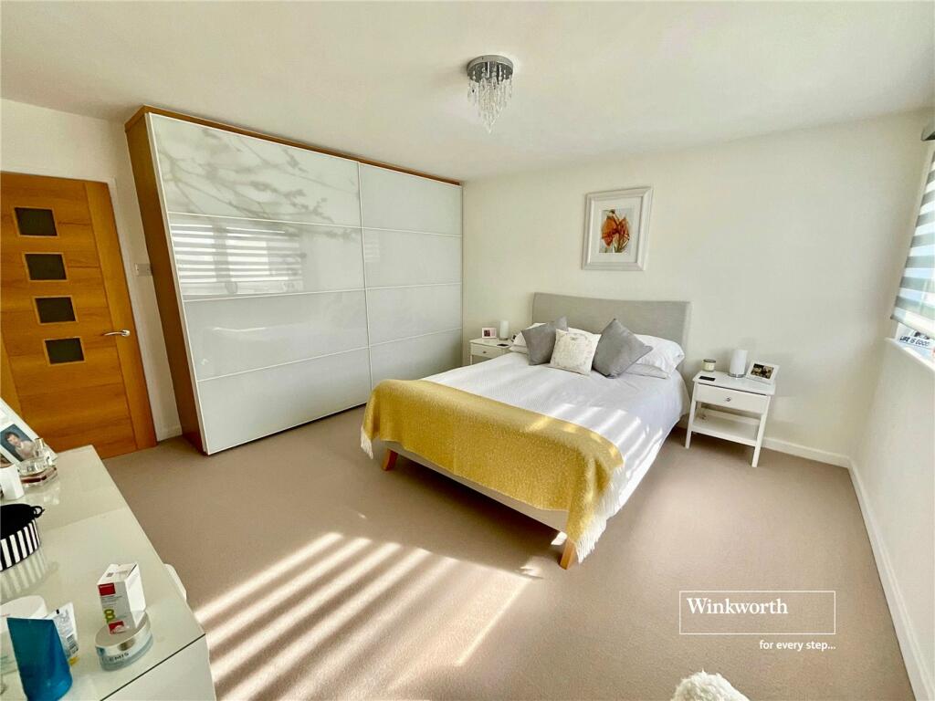 Additional image 11 of Wharncliffe Road, Highcliffe, Christchurch, Dorset, BH23