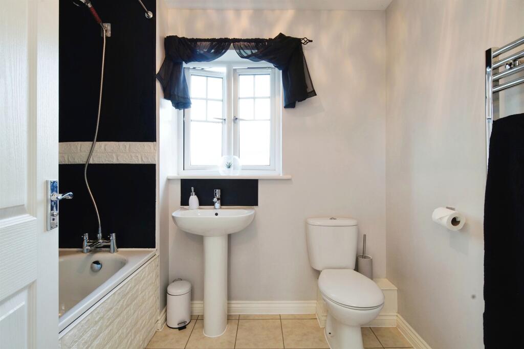 Additional image 8 of Berkley Avenue, HAILSHAM