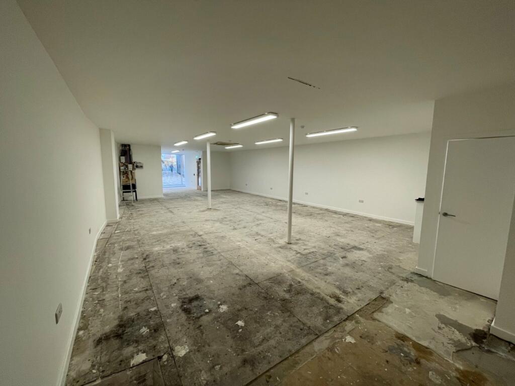 Additional image 4 of 38 High Street, Littlehampton, West Sussex, BN17