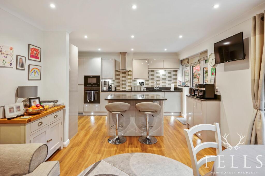 Additional image 5 of Egmont Close, Avon Castle, Ringwood