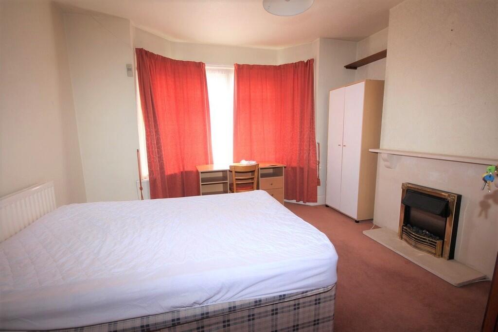 Additional image 5 of Malmesbury Park Road, Bournemouth