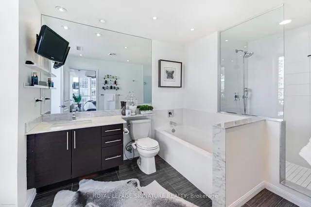 Additional image 30 of 75 East Liberty St Unit 1616