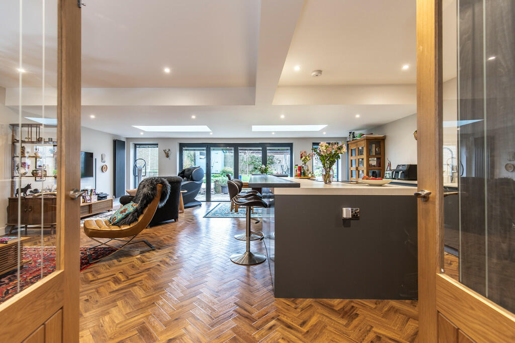 Additional image 7 of Woodland Drive, Hove