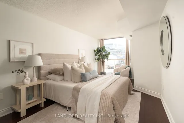 Additional image 21 of 705 King St Unit 603