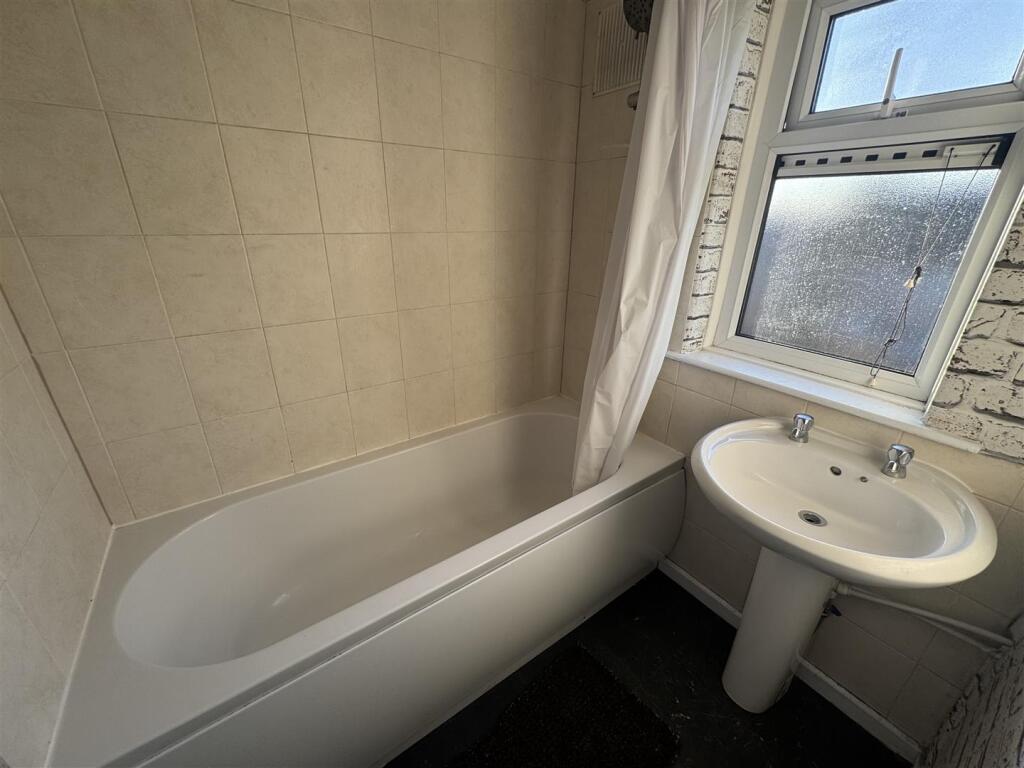 Additional image 9 of Thornacre Road, Shipley