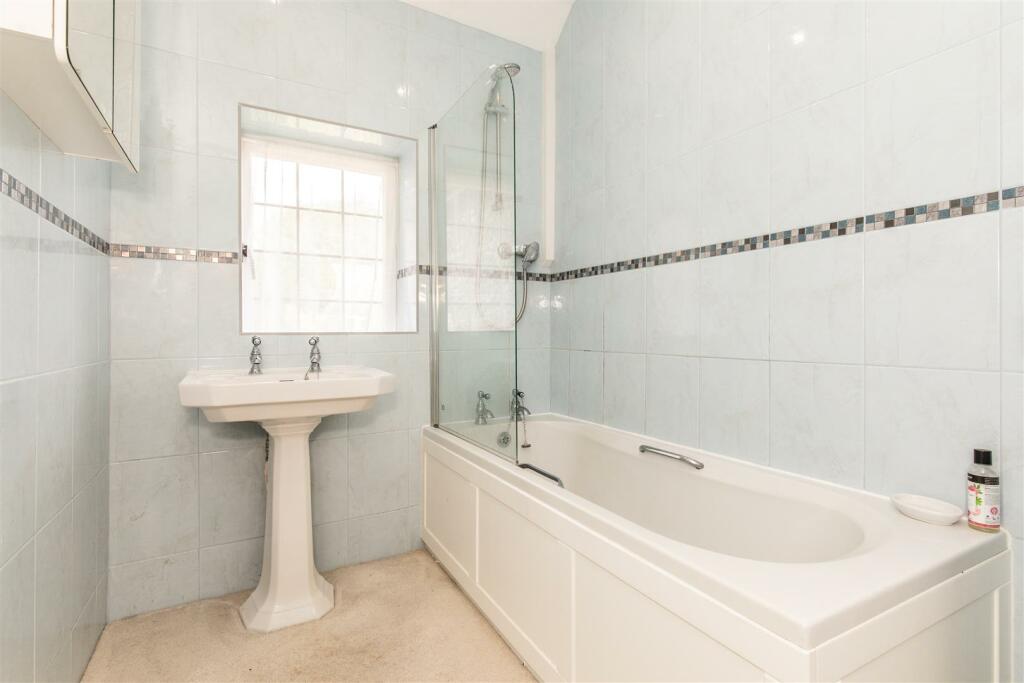 Additional image 16 of Manor Way, Eastbourne, BN20 9BN