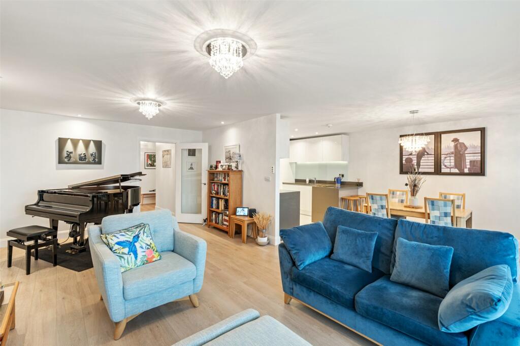 Additional image 6 of Marine Parade, Worthing, West Sussex, BN11