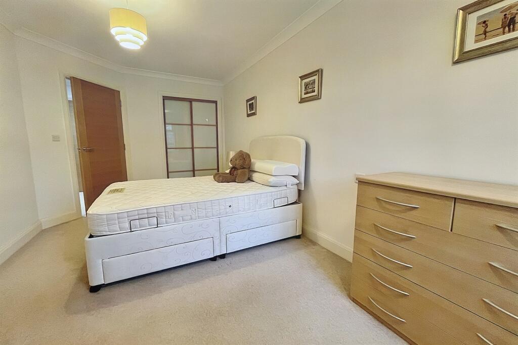 Additional image 9 of Tuckton