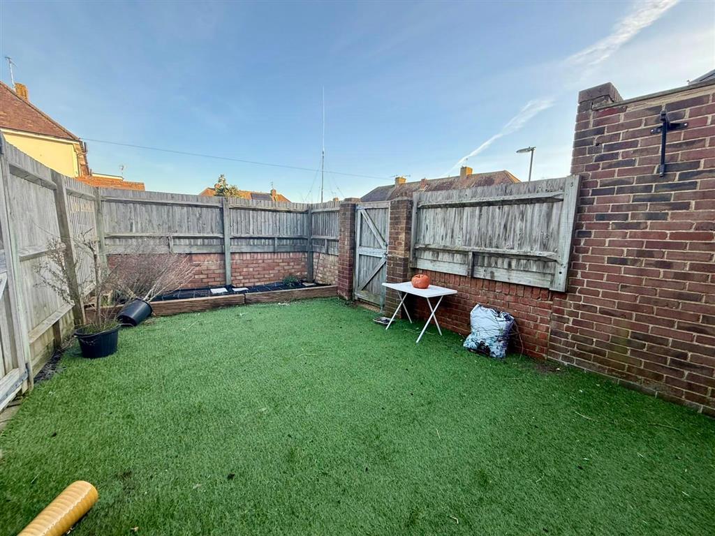 Additional image 13 of Crabtree Lane, LANCING