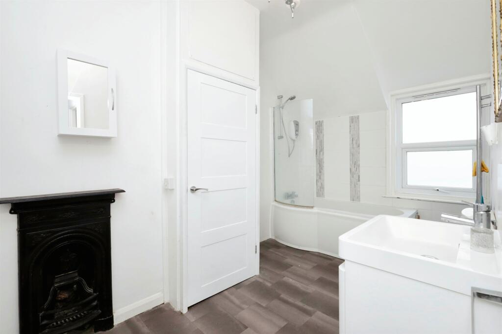 Additional image 10 of Roselands Avenue, Eastbourne