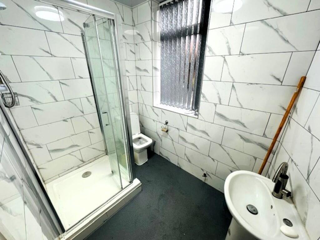 Additional image 8 of Flat 1, 4 Bertrand Road