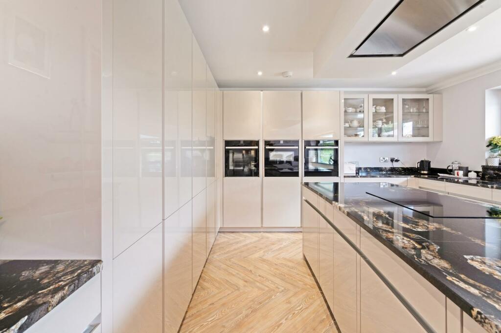 Additional image 5 of Boundary Drive, Colehill, Wimborne, Dorset, BH21