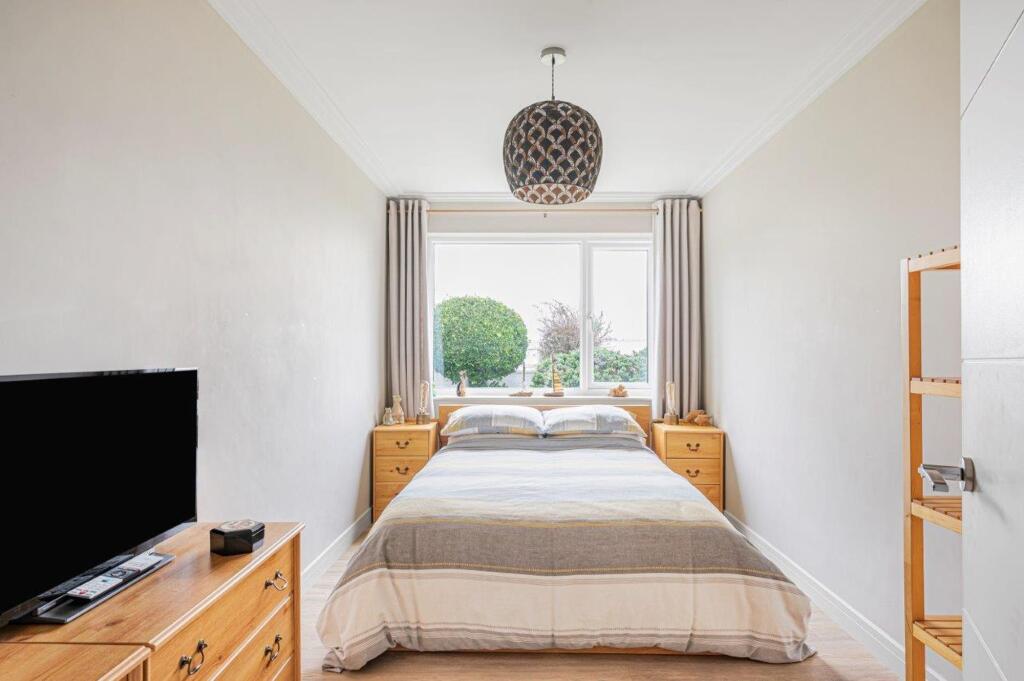 Additional image 17 of Marine Drive, Saltdean, BN2 8AA