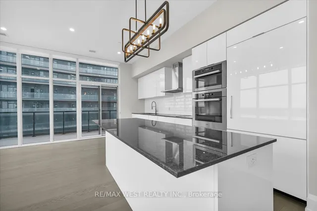 Additional image 9 of 56 Annie Craig Dr Unit UPH05