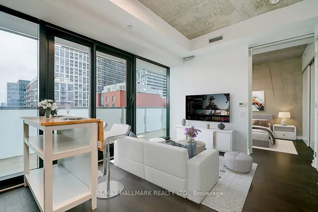 Additional image 4 of 11 Charlotte St Unit 1305