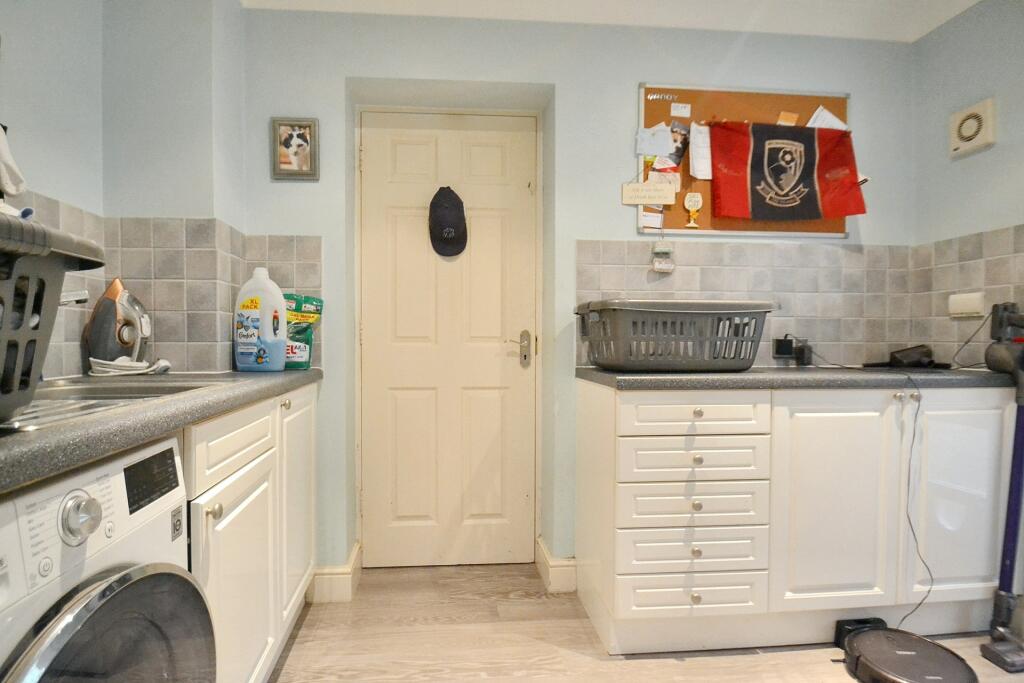 Additional image 19 of Broadstone