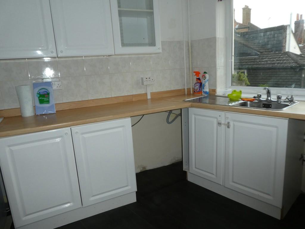 Additional image 7 of Manor Parade, Church Street