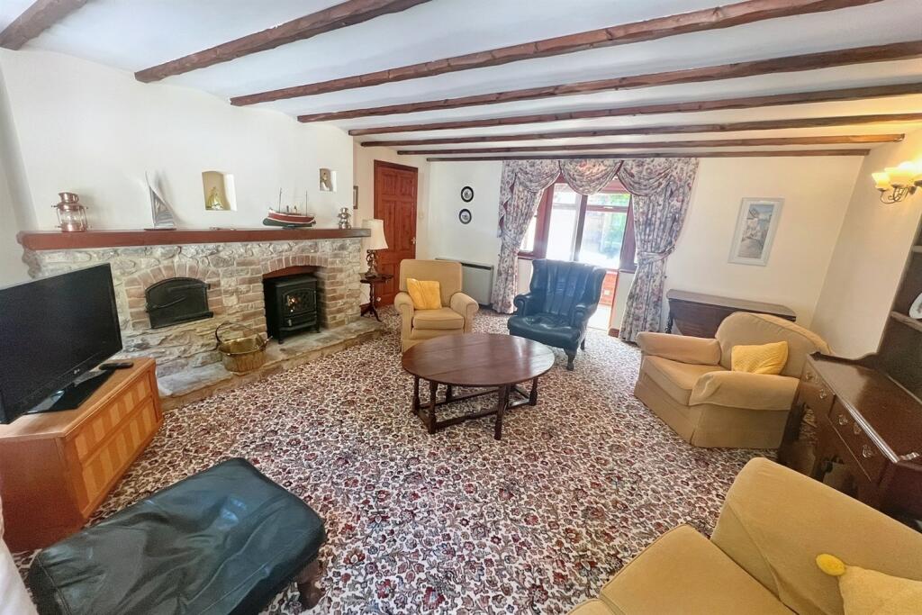 Additional image 3 of West Lulworth