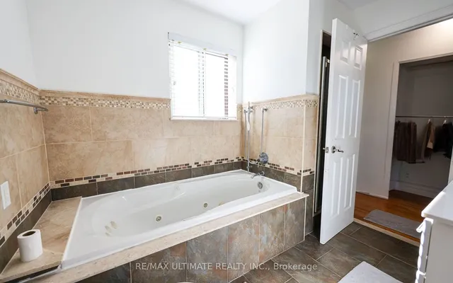 Additional image 18 of 83 Burr Ave