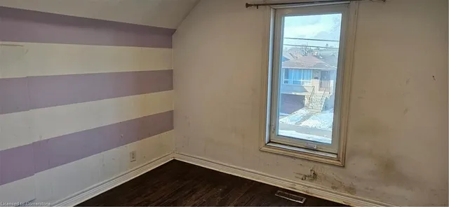 Additional image 8 of 106 Frederick Ave